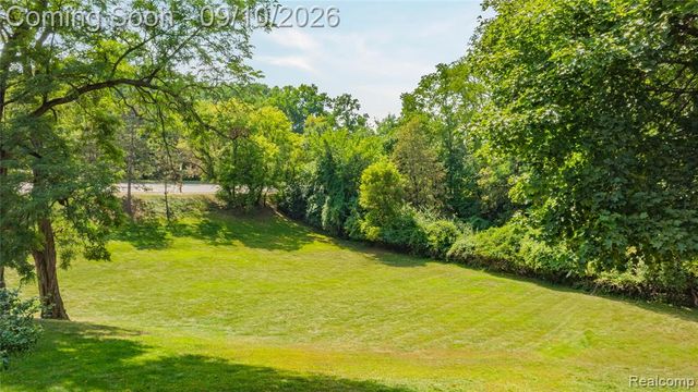 17113 Francavilla Drive, Livonia, MI 48152