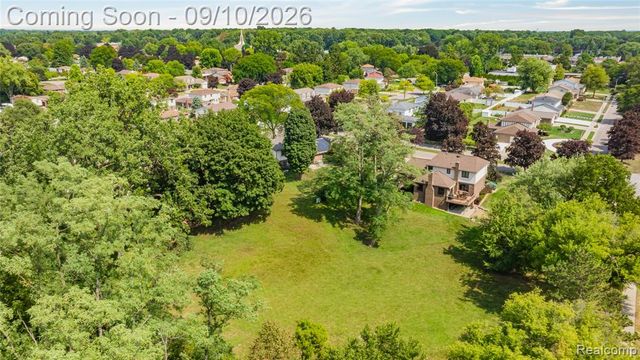 17113 Francavilla Drive, Livonia, MI 48152