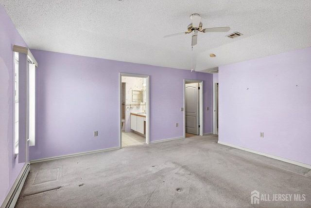 5 Cordoba Court, Toms River, NJ 08757