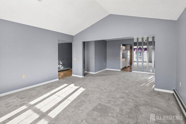 5 Cordoba Court, Toms River, NJ 08757