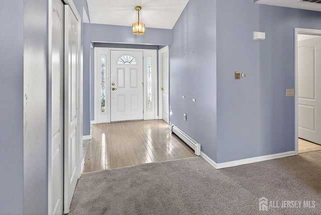 5 Cordoba Court, Toms River, NJ 08757