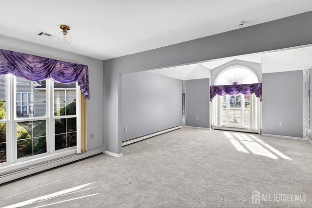 5 Cordoba Court, Toms River, NJ 08757