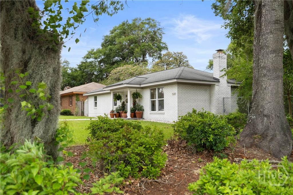 1520 E 49 Street, Savannah, GA 31404