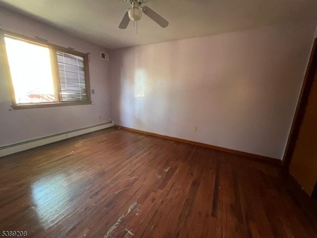 624 Jackson Ave, Roselle Boro, NJ 07203