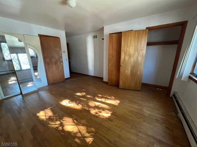 624 Jackson Ave, Roselle Boro, NJ 07203