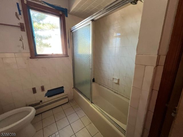 624 Jackson Ave, Roselle Boro, NJ 07203