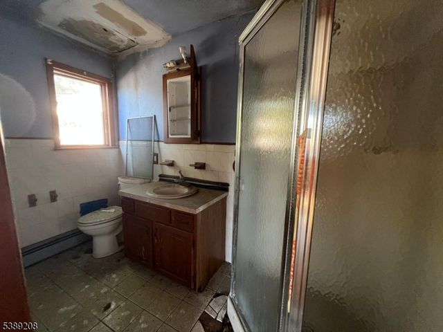 624 Jackson Ave, Roselle Boro, NJ 07203