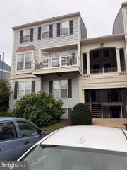 9258 CARDINAL FOREST LN #302, Lorton, VA 22079