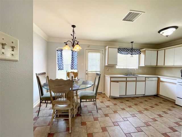 12811 Smokey Pass Circle, Houston, TX 77038