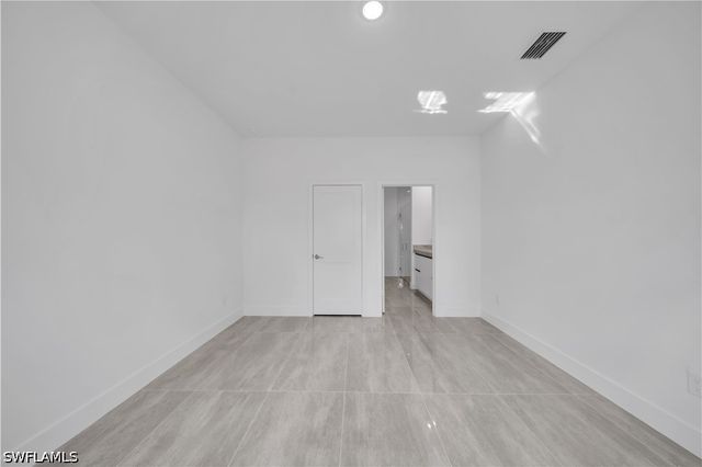 1142 Dutchess ST E, Lehigh Acres, FL 33974