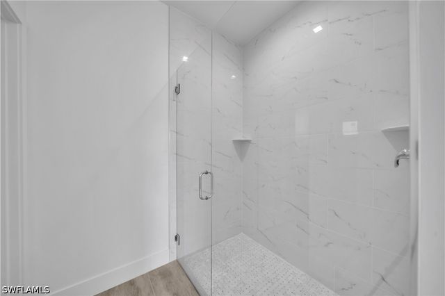 1142 Dutchess ST E, Lehigh Acres, FL 33974