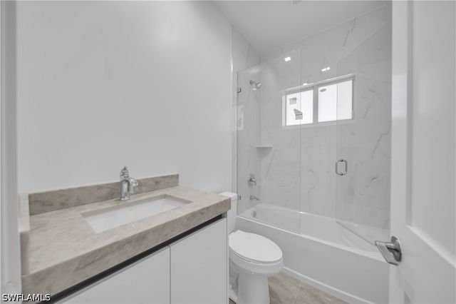 1142 Dutchess ST E, Lehigh Acres, FL 33974