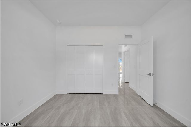 1142 Dutchess ST E, Lehigh Acres, FL 33974