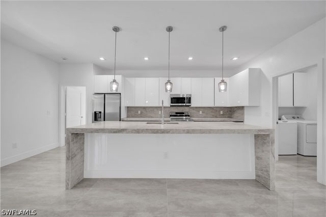 1142 Dutchess ST E, Lehigh Acres, FL 33974