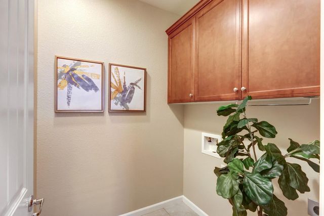 7461 Havenford Way, Sacramento, CA 95829