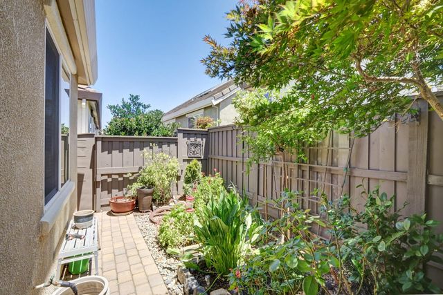 7461 Havenford Way, Sacramento, CA 95829