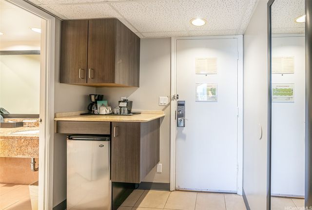 1850 Ala Moana Boulevard 1007, Honolulu, HI 96815