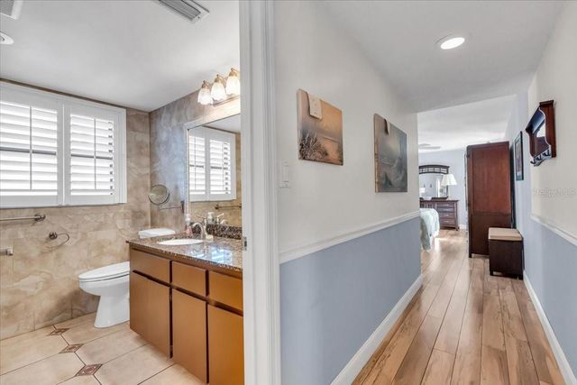 10301 GULF BOULEVARD 302, Treasure Island, FL 33706