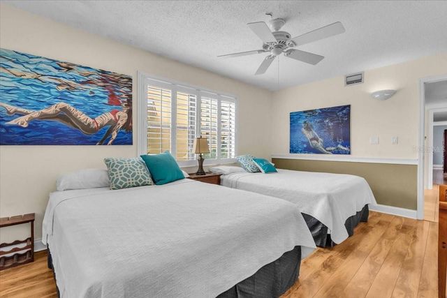 10301 GULF BOULEVARD 302, Treasure Island, FL 33706