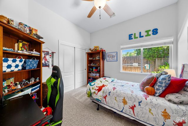 6717 Park West Circle, Bakersfield, CA 93308