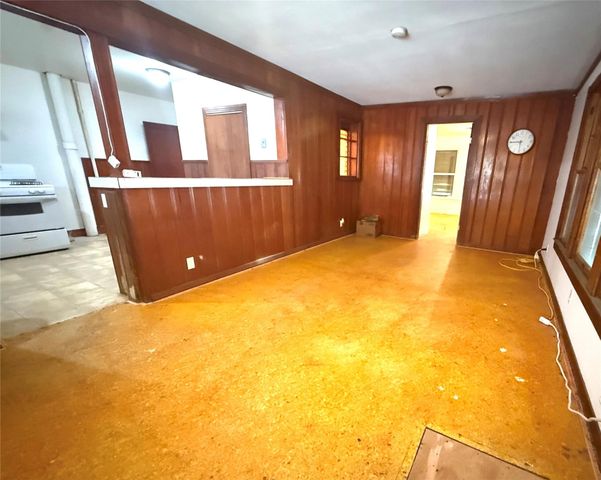 1501 Milam Drive, Galveston, TX 77551