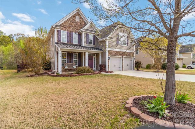 2049 Lakebridge Drive, Fort Mill, SC 29715