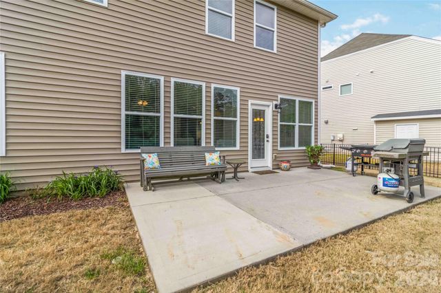 2049 Lakebridge Drive, Fort Mill, SC 29715