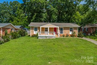 1009 Dunleigh Drive, Charlotte, NC 28214