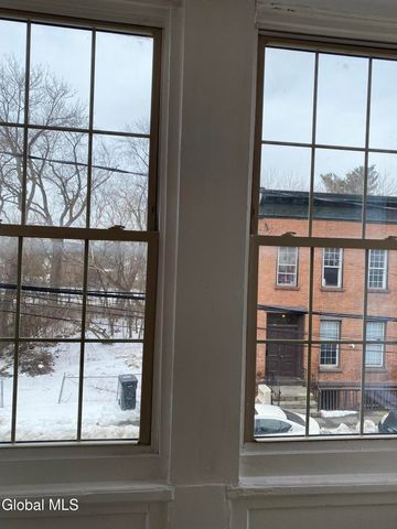 374 8th Street, Troy, NY 12180