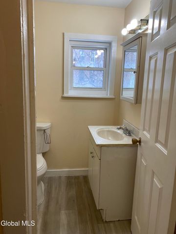 374 8th Street, Troy, NY 12180