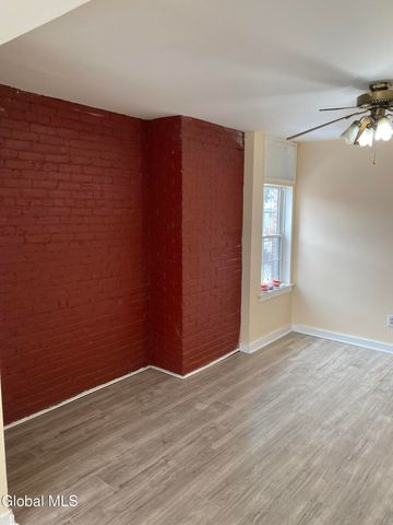 374 8th Street, Troy, NY 12180