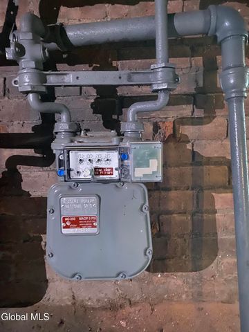 374 8th Street, Troy, NY 12180