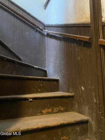 374 8th Street, Troy, NY 12180