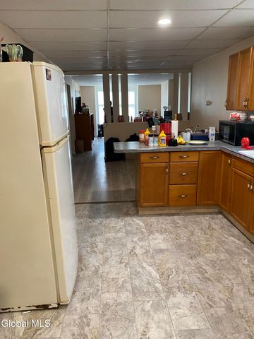 374 8th Street, Troy, NY 12180