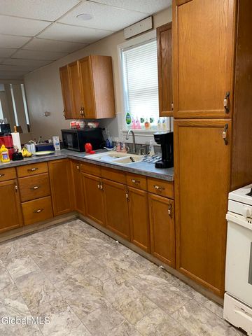 374 8th Street, Troy, NY 12180