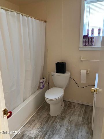 374 8th Street, Troy, NY 12180