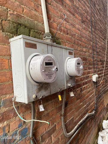 374 8th Street, Troy, NY 12180