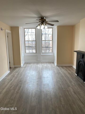 374 8th Street, Troy, NY 12180