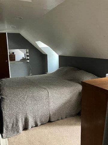 5851 S 13th STREET, Milwaukee, WI 53221