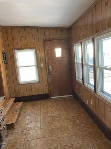 5851 S 13th STREET, Milwaukee, WI 53221