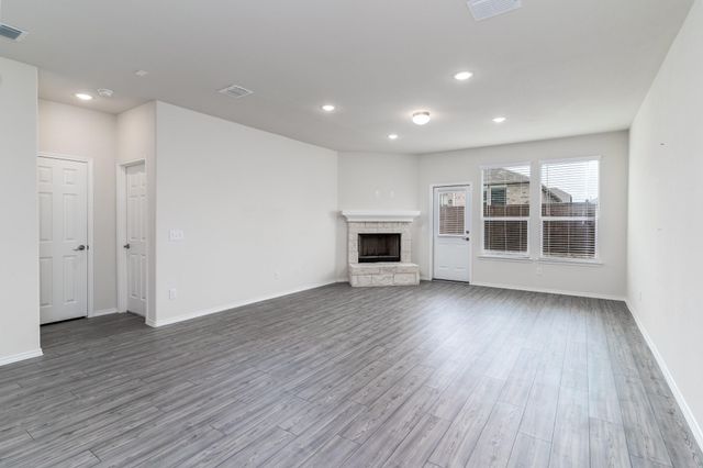 802 Egret Street, Princeton, TX 75407