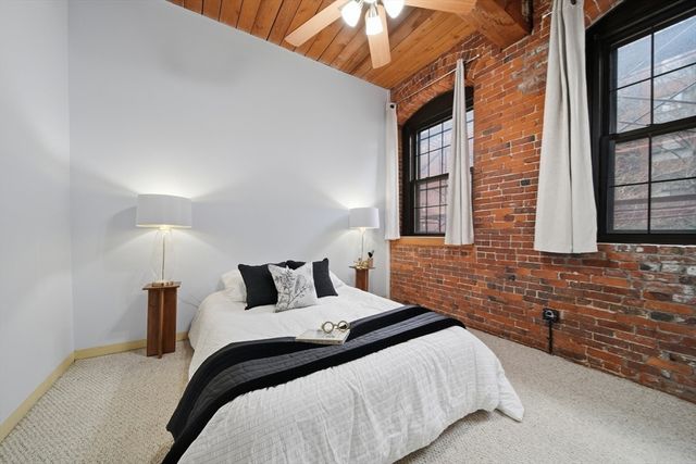 50 Rantoul St 204, Beverly, MA 01915