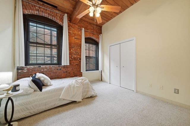 50 Rantoul St 204, Beverly, MA 01915