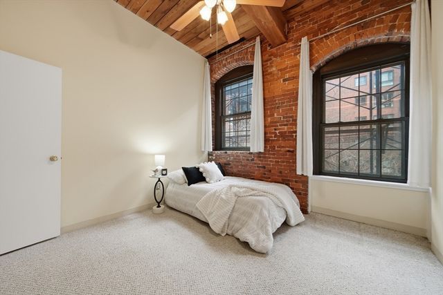 50 Rantoul St 204, Beverly, MA 01915