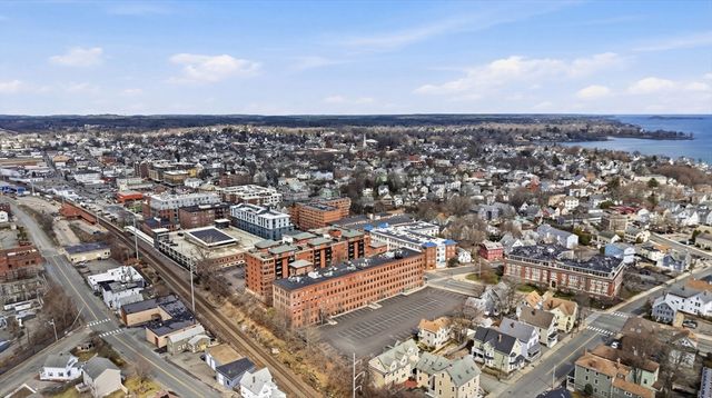 50 Rantoul St 204, Beverly, MA 01915