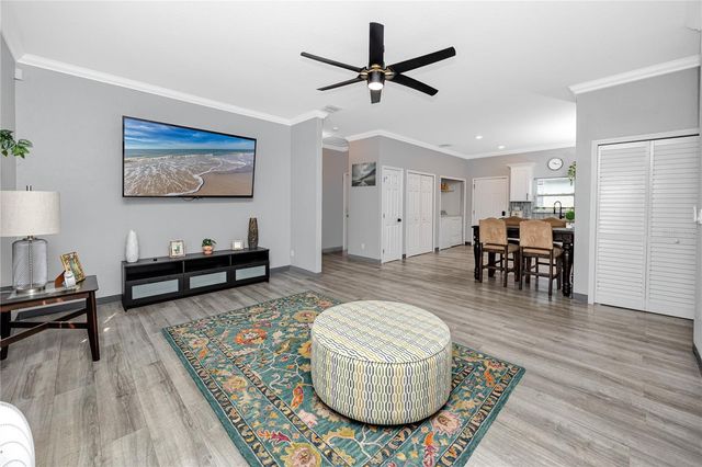 1835 16TH STREET S, St Petersburg, FL 33705