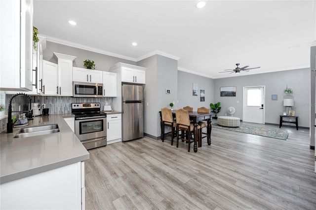 1835 16TH STREET S, St Petersburg, FL 33705