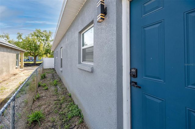 1835 16TH STREET S, St Petersburg, FL 33705