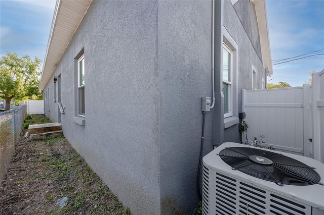 1835 16TH STREET S, St Petersburg, FL 33705