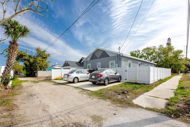 1835 16TH STREET S, St Petersburg, FL 33705